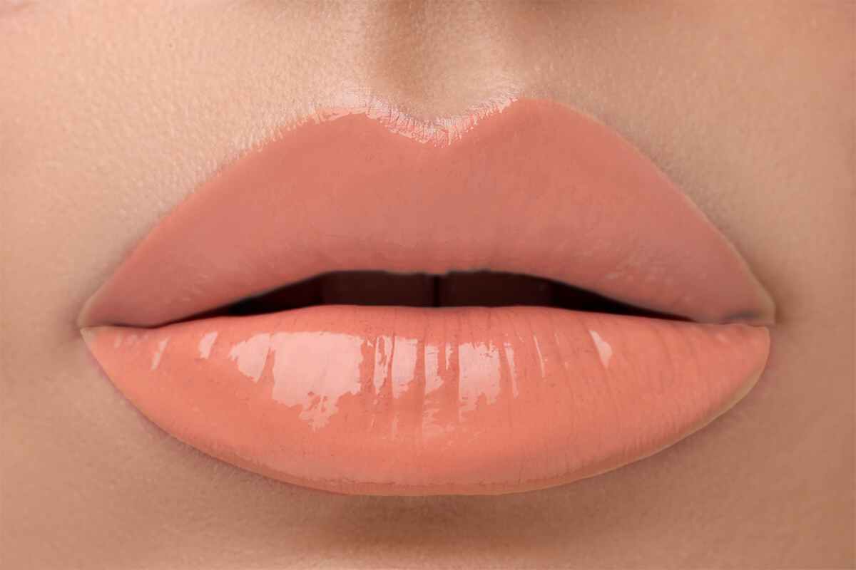 Moisture Burst Lip Glaze | Shop Organic Makeup by Liht Organics