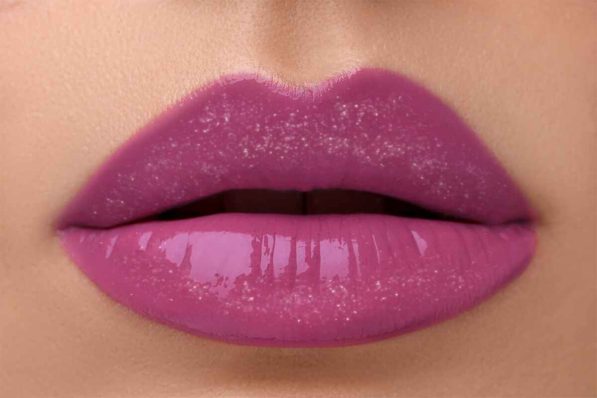 Moisture Burst Lip Glaze | Shop Organic Makeup by Liht Organics