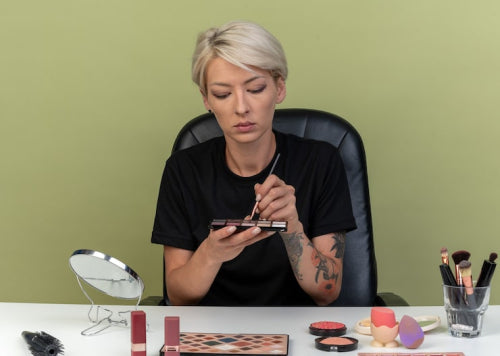 How to Build a Minimalist Makeup Collection