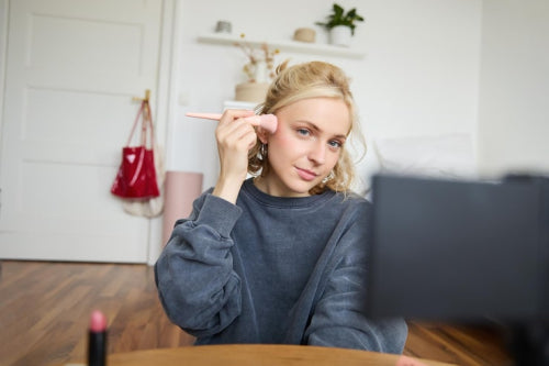 Makeup for Busy Lifestyles: What to Look For