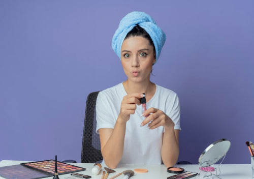 Tips for Finding Makeup That Doesn't Clog Pores