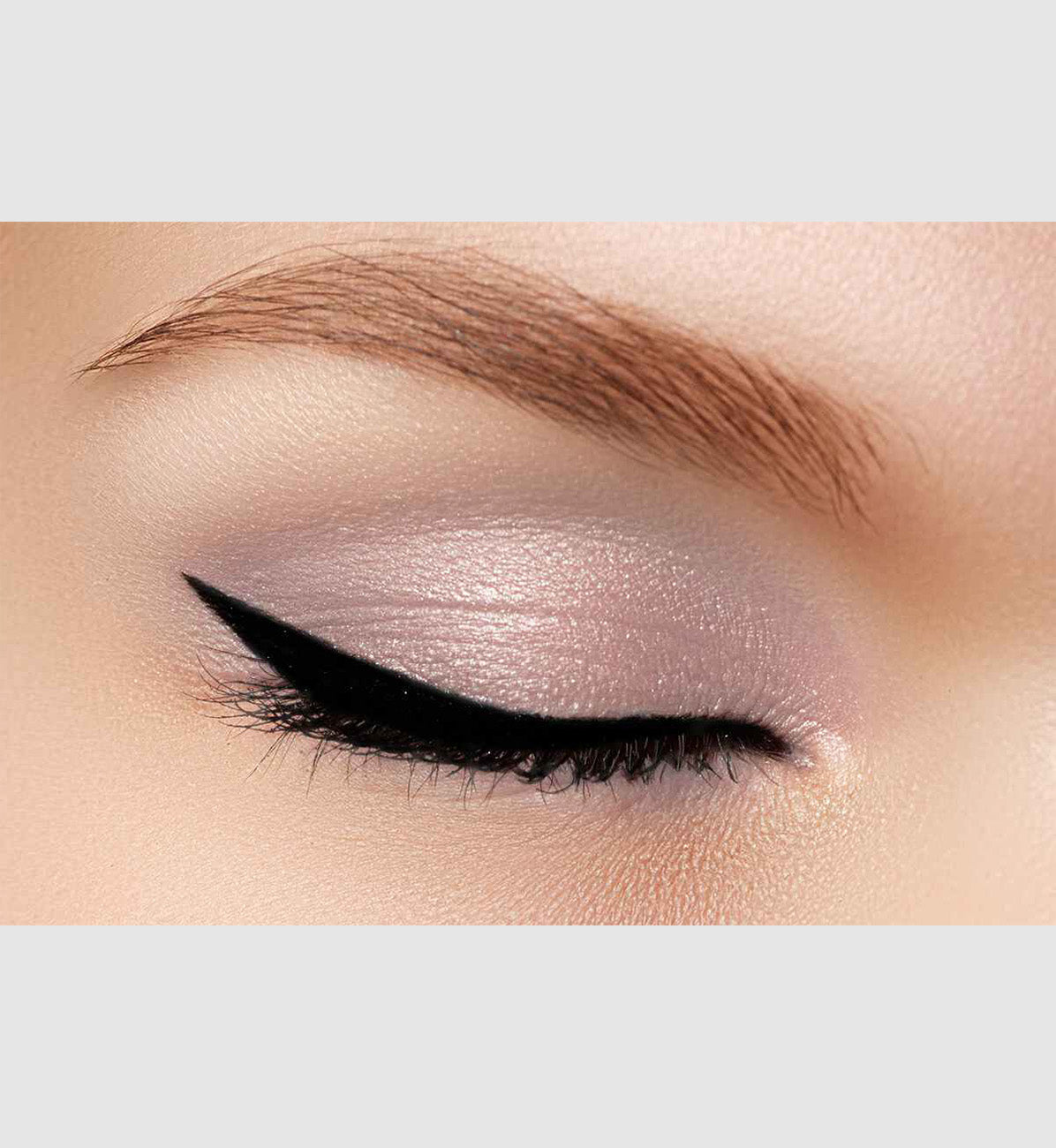 Illuminating Eyeshadow Refill Pan