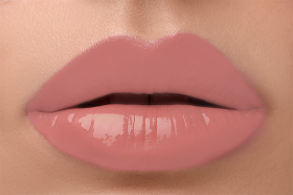 Color-Intense Liquid Lipstick